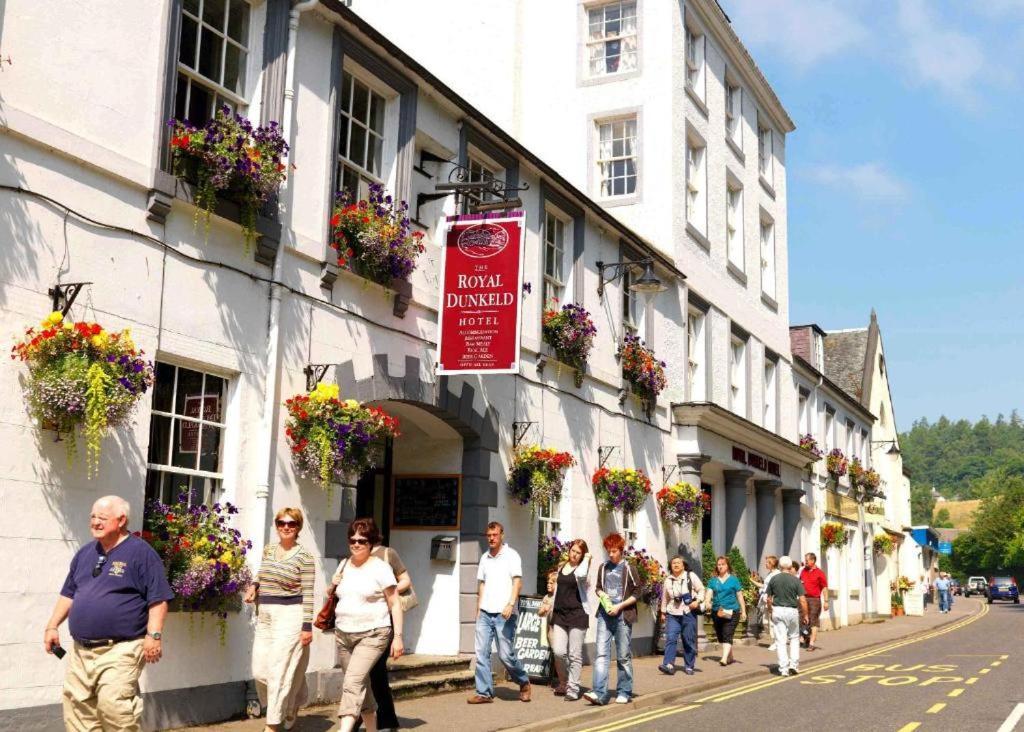 Royal Dunkeld Hotel Exterior photo